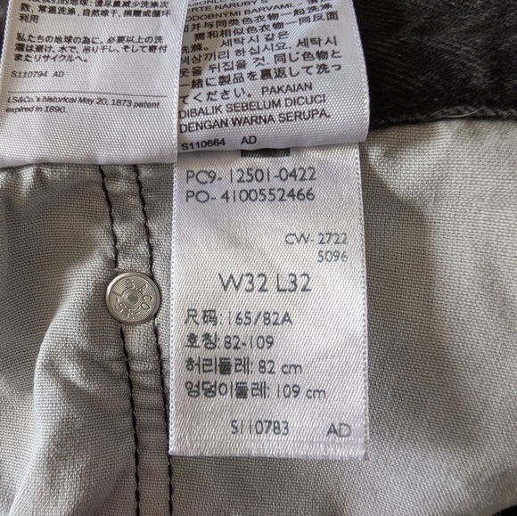 Levi's 501 Black Distressed Jeans Size W 32 X L 32 - Picture 16 of 16